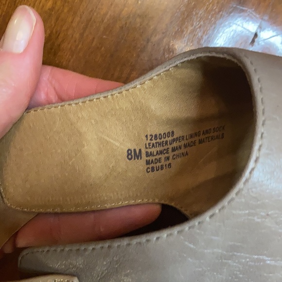 Sofft Tan and Rose gold Leather Wedge Sandals - Picture 10 of 13